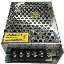 Fuente de alimentación metálica 12 V 2 A