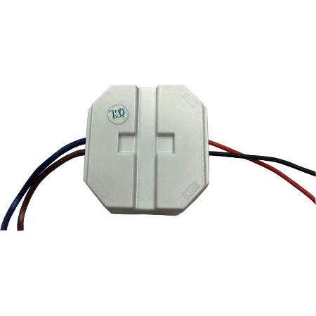 Fuente de alimentaci estabilizada 12 V 1.5 A con carcasa compacta